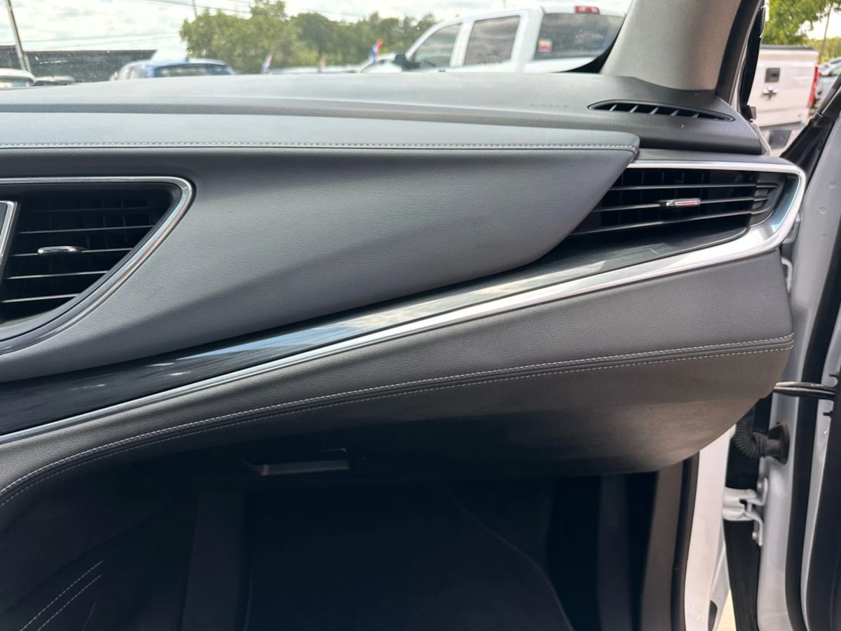 2020 Buick Enclave Essence photo 33