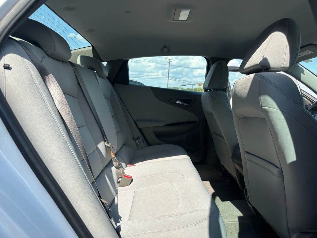 2020 Chevrolet Malibu LS photo 28