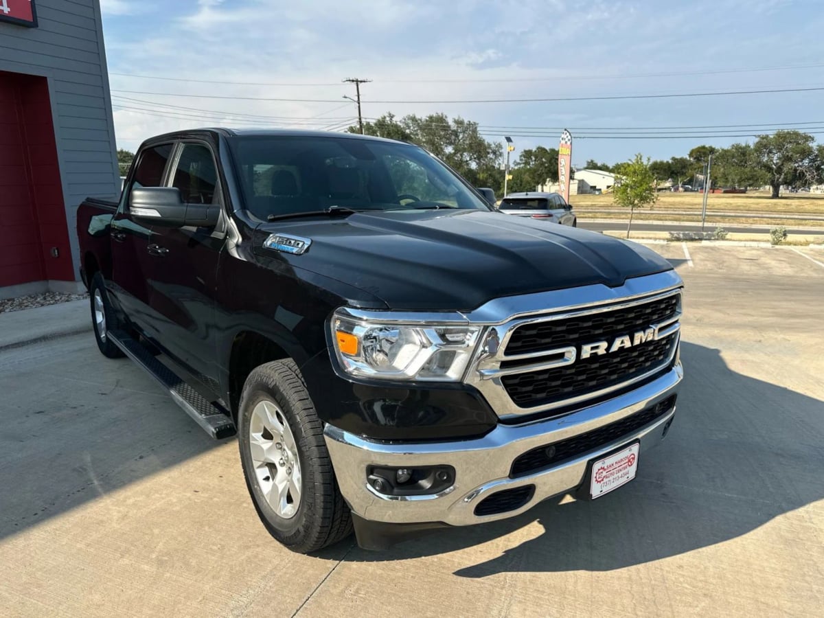 2022 Ram 1500 Big Horn photo 4