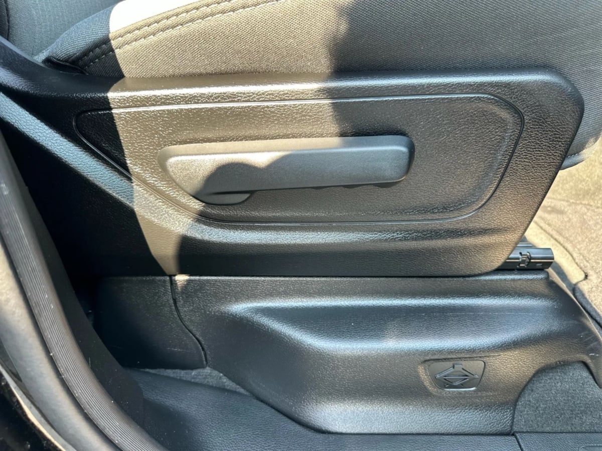 2022 Ram 1500 Big Horn photo 35