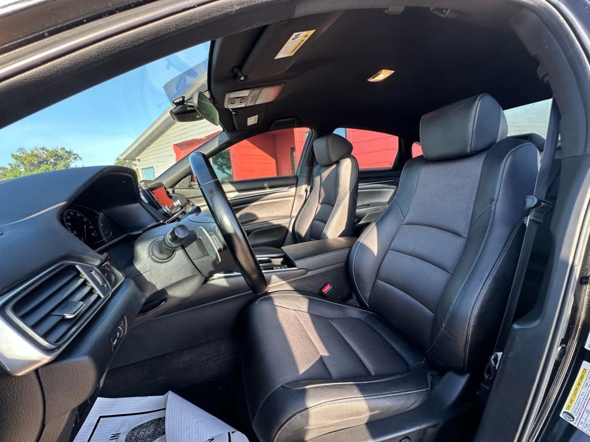 2020 Honda Accord Sport 1.5T photo 11