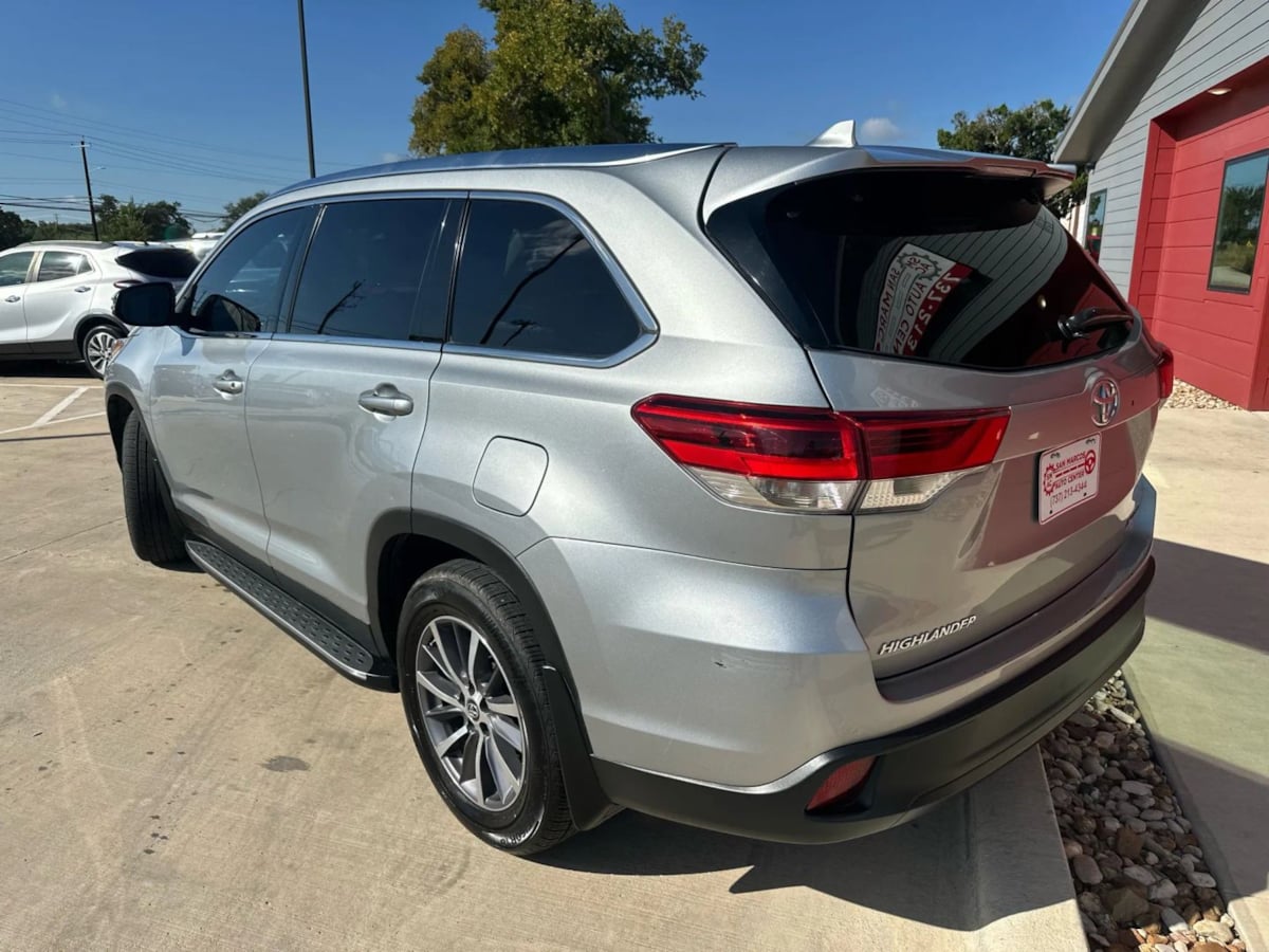 2019 Toyota Highlander XLE photo 7
