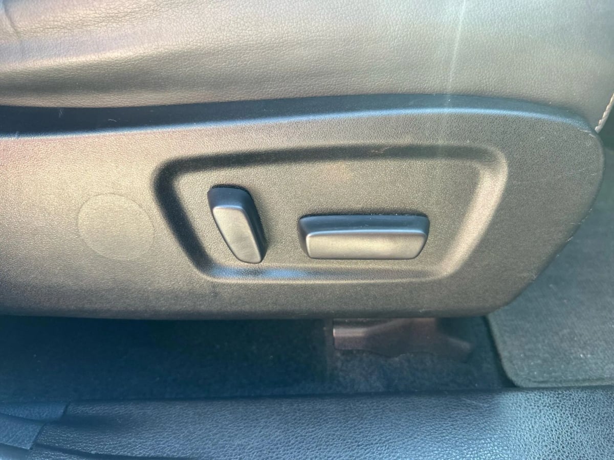 2019 Toyota Highlander XLE photo 31