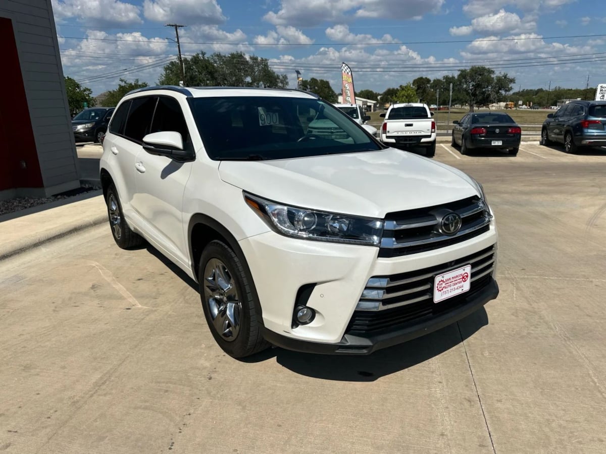 2017 Toyota Highlander Limited Platinum photo 4
