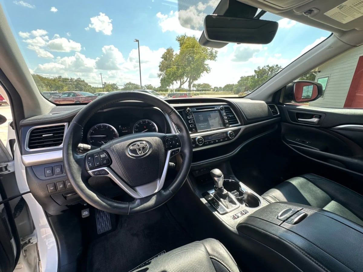 2017 Toyota Highlander Limited Platinum photo 14