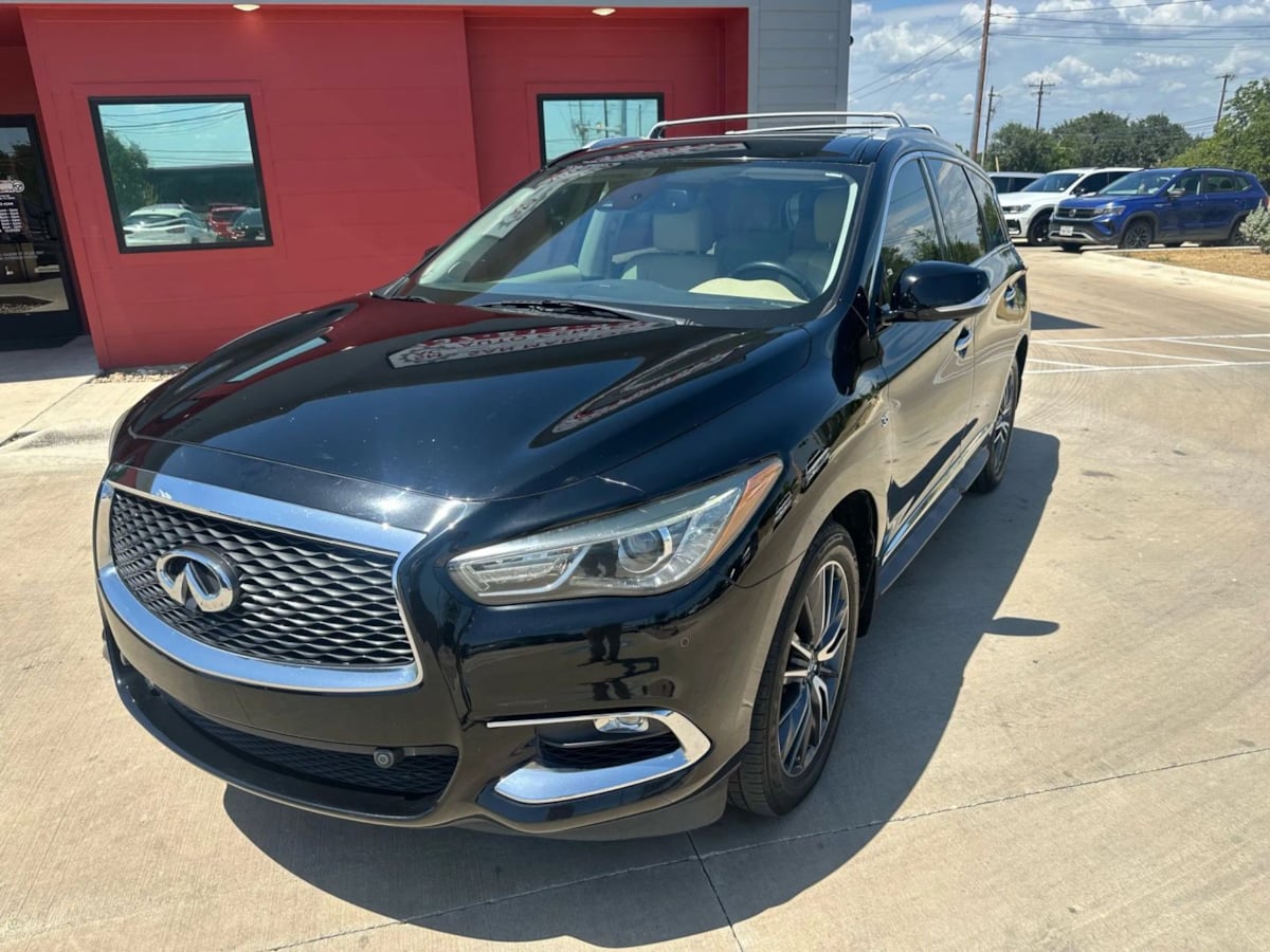 2018 Infiniti QX60 Deluxe Technology photo 2