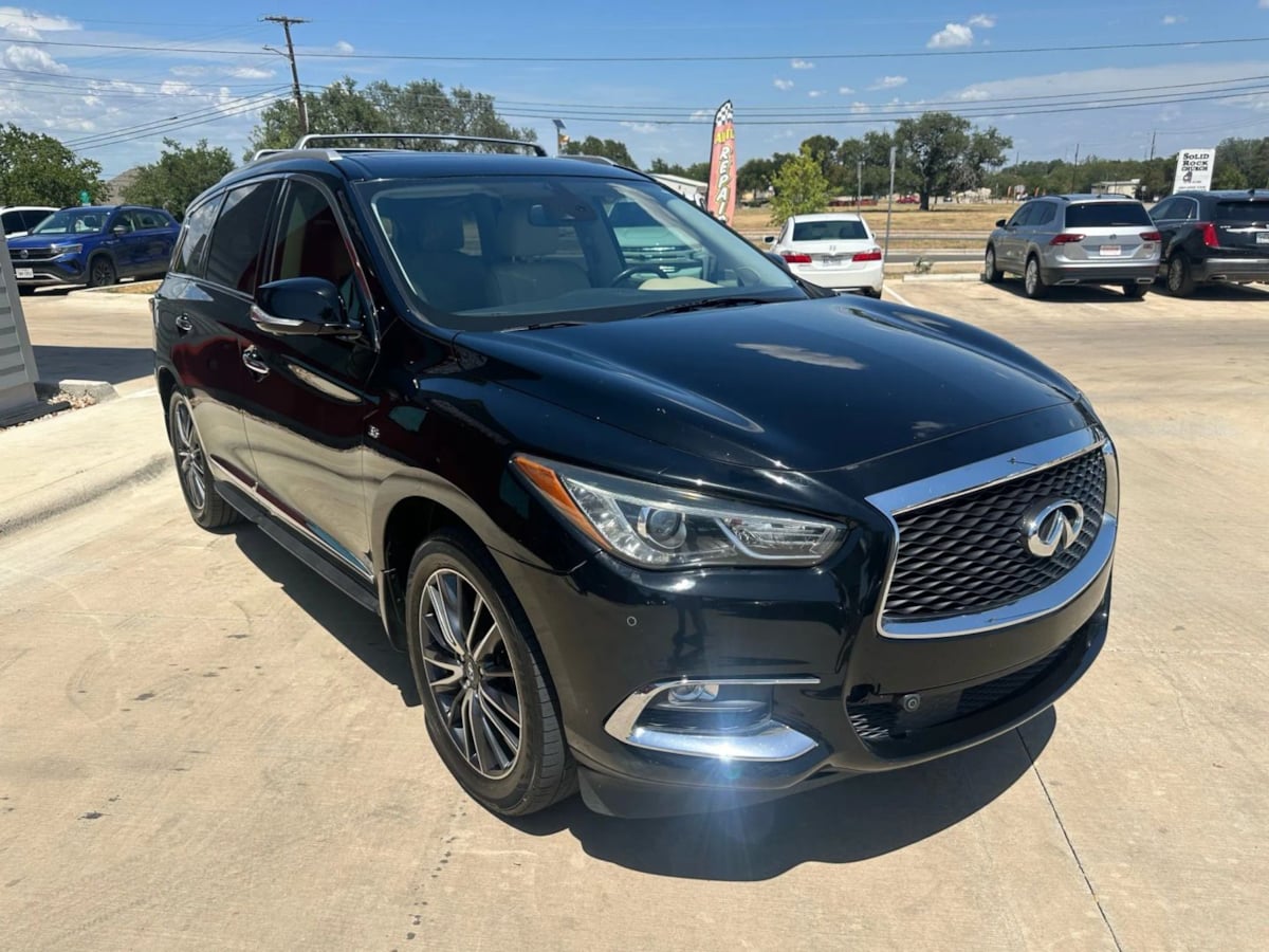 2018 Infiniti QX60 Deluxe Technology photo 4