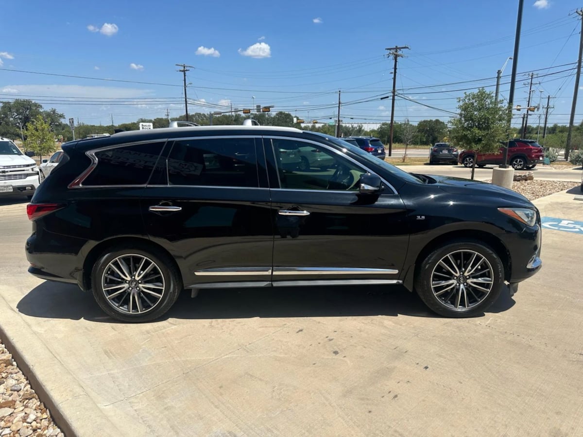 2018 Infiniti QX60 Deluxe Technology photo 5