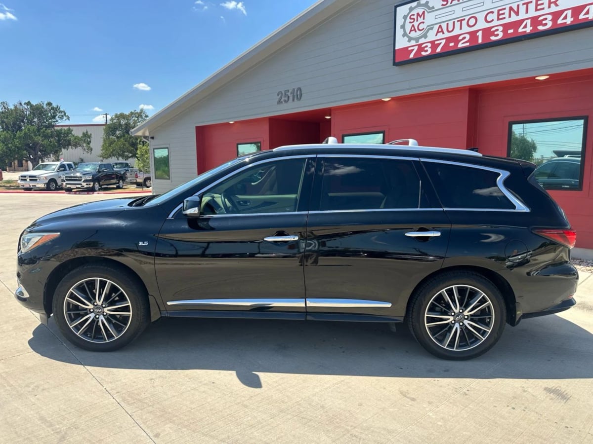 2018 Infiniti QX60 Deluxe Technology photo 9