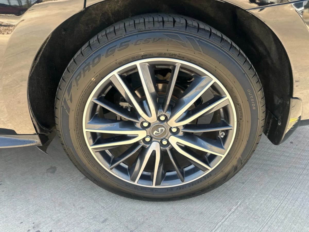 2018 Infiniti QX60 Deluxe Technology photo 10