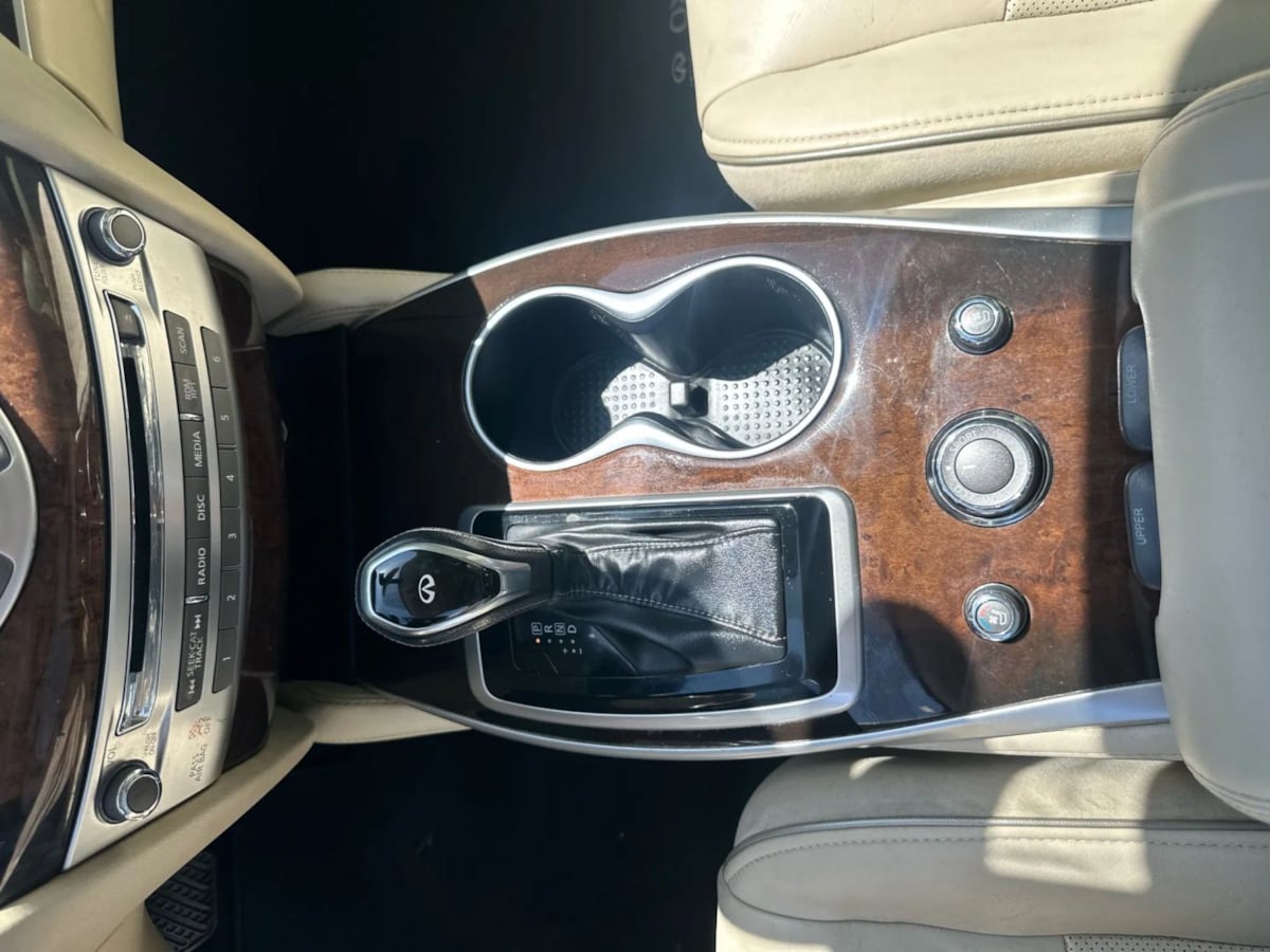 2018 Infiniti QX60 Deluxe Technology photo 17