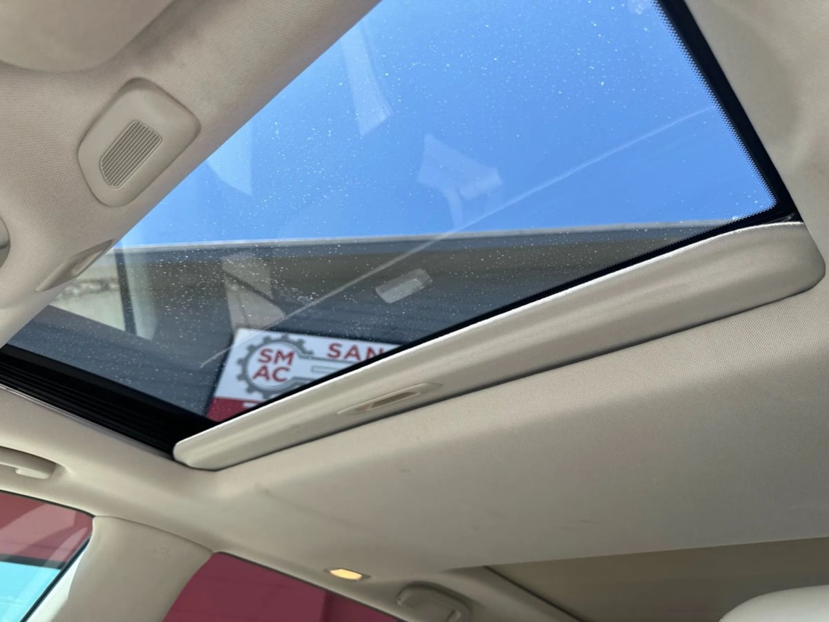 2018 Infiniti QX60 Deluxe Technology photo 23