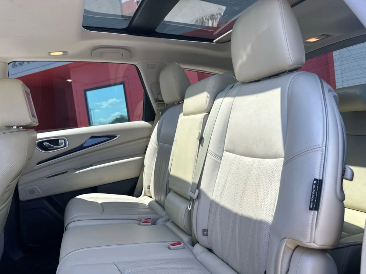 2018 Infiniti QX60 Deluxe Technology photo 26