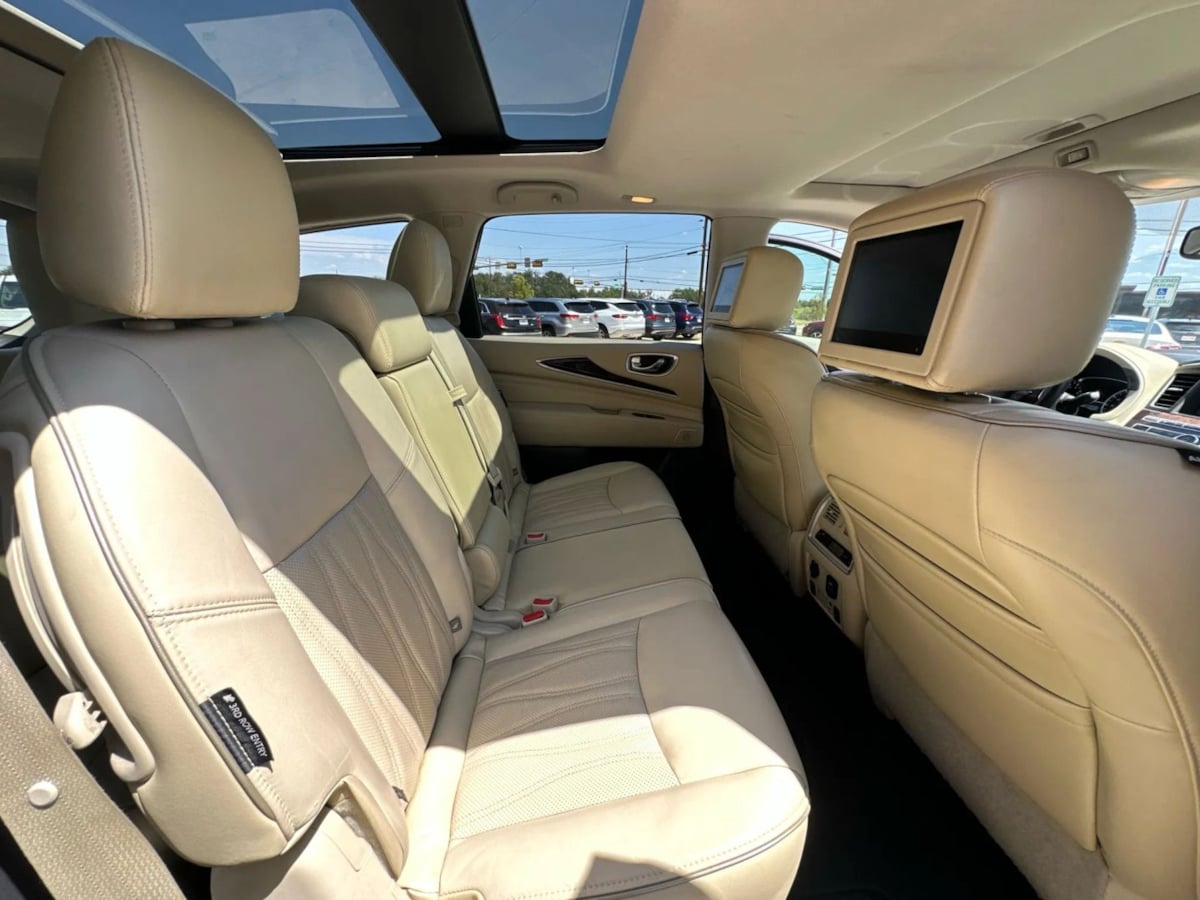 2018 Infiniti QX60 Deluxe Technology photo 32