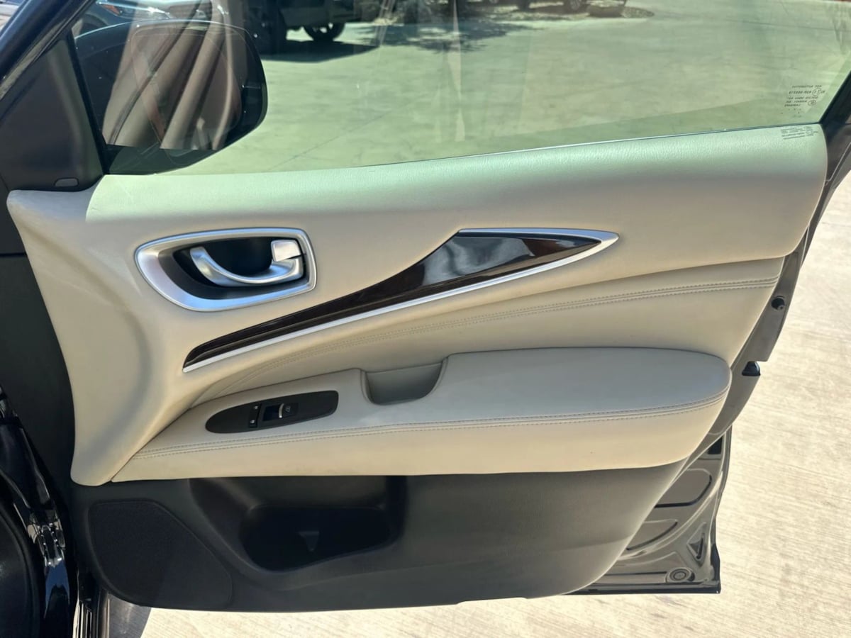 2018 Infiniti QX60 Deluxe Technology photo 33