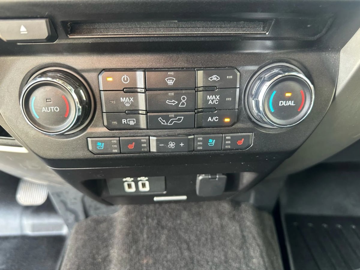2018 Ford F-150 Lariat photo 15