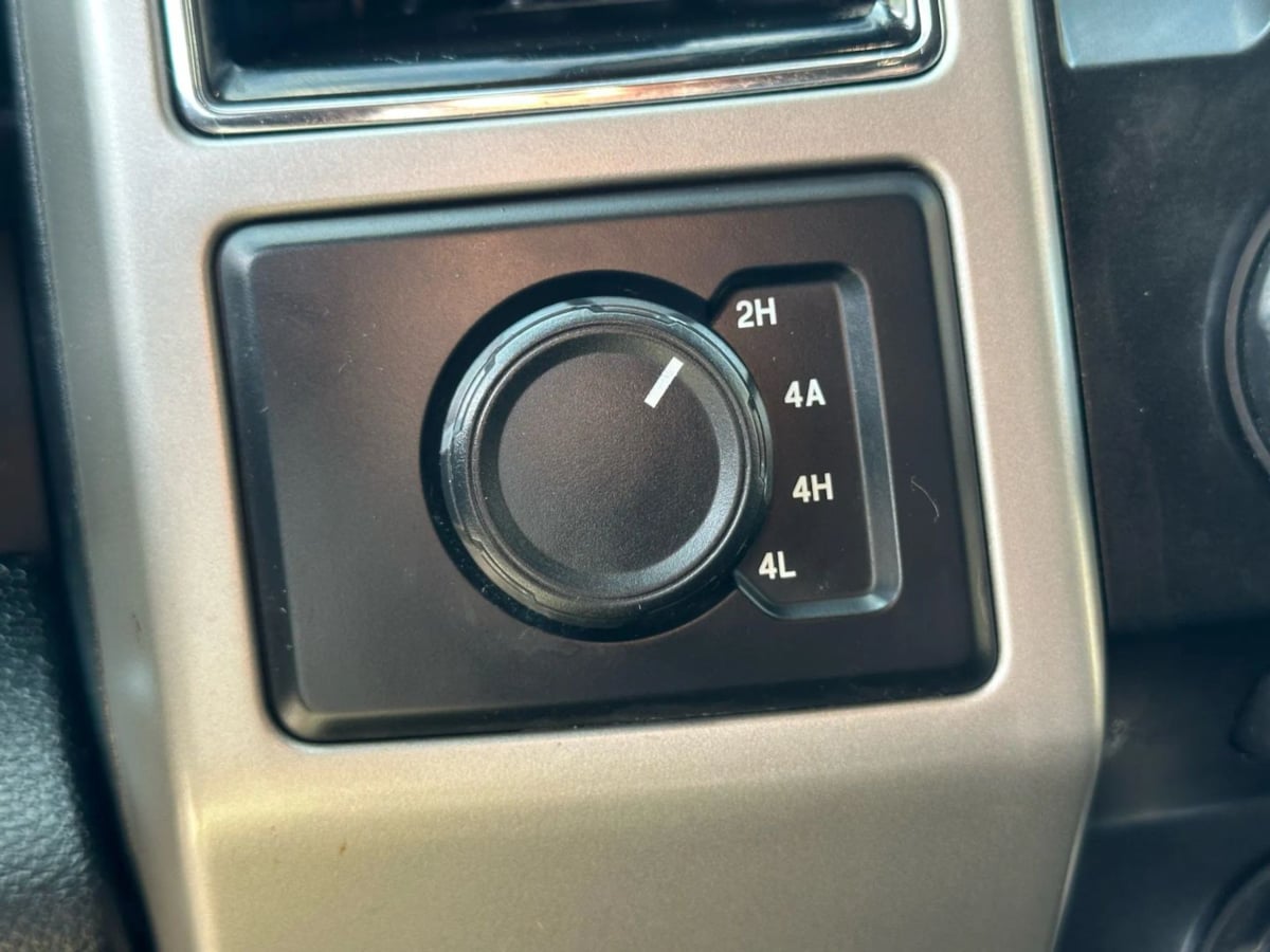 2018 Ford F-150 Lariat photo 21