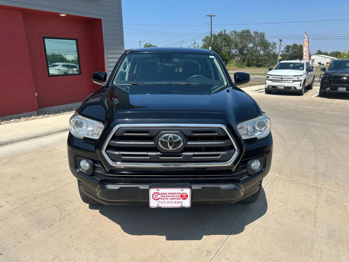 2019 Toyota Tacoma SR5 photo 3