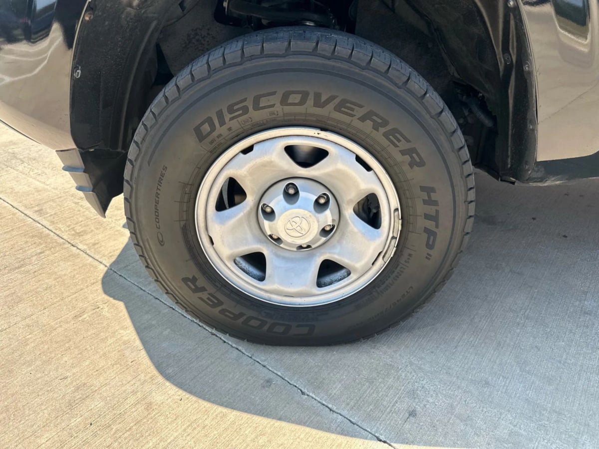 2019 Toyota Tacoma SR5 photo 10