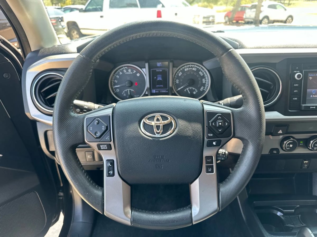 2019 Toyota Tacoma SR5 photo 12