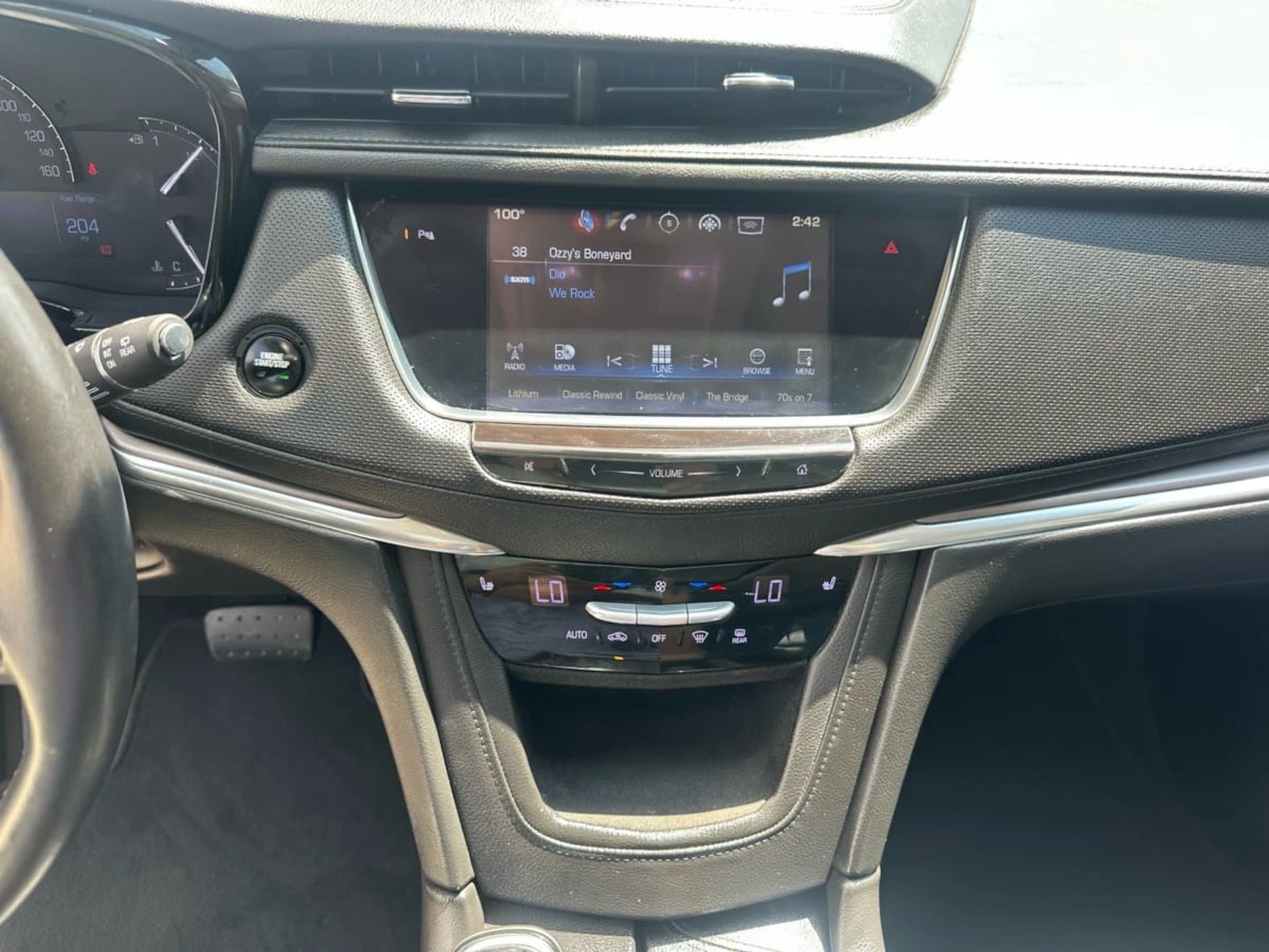 2017 Cadillac XT5 Luxury photo 14