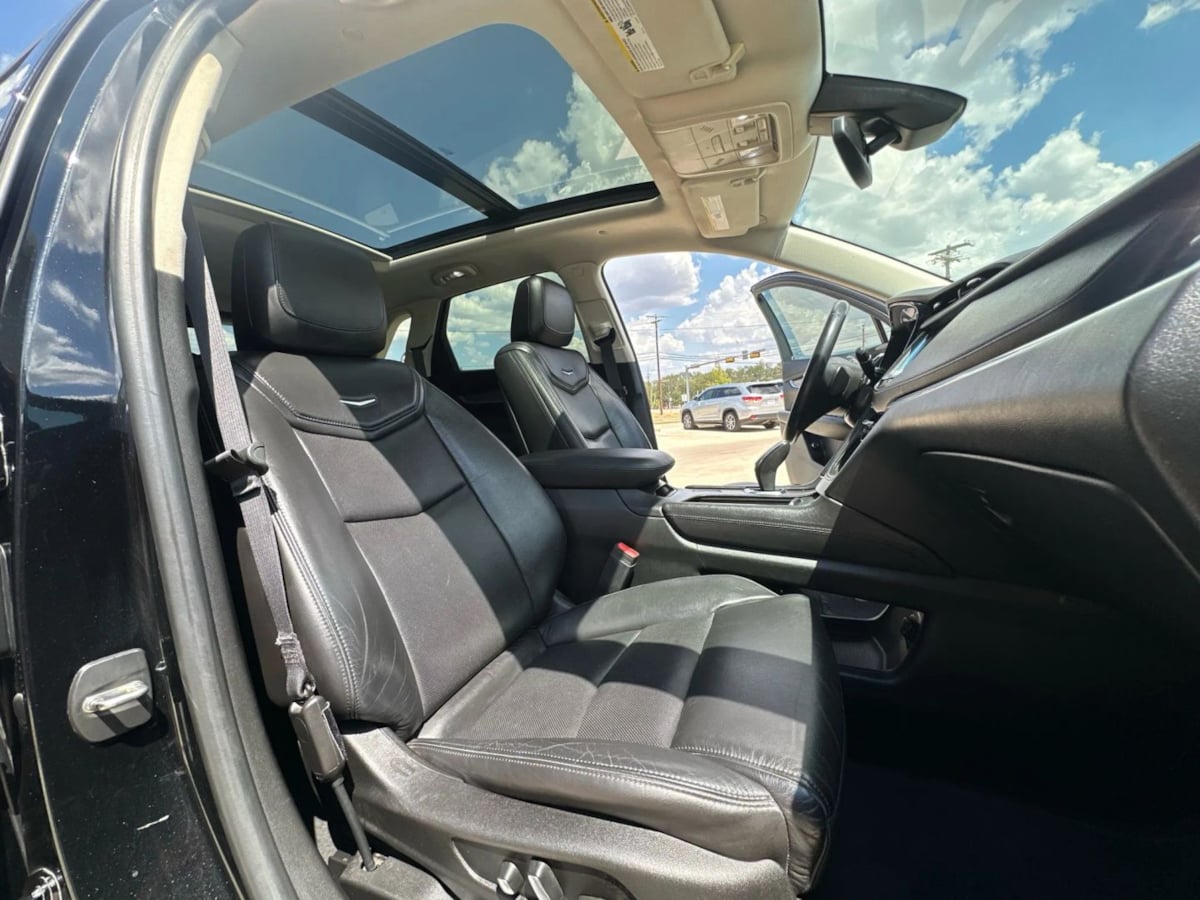 2017 Cadillac XT5 Luxury photo 29