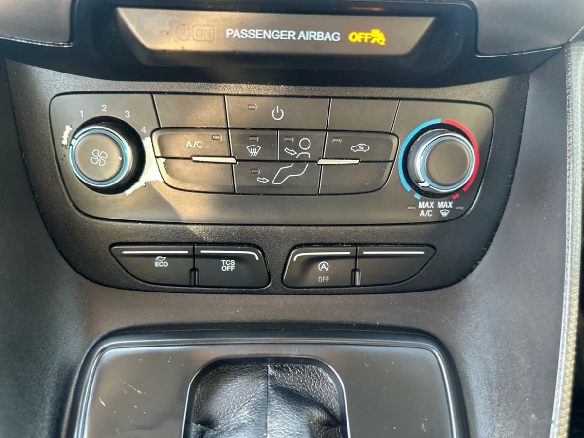 2019 Ford Transit Van XL photo 15