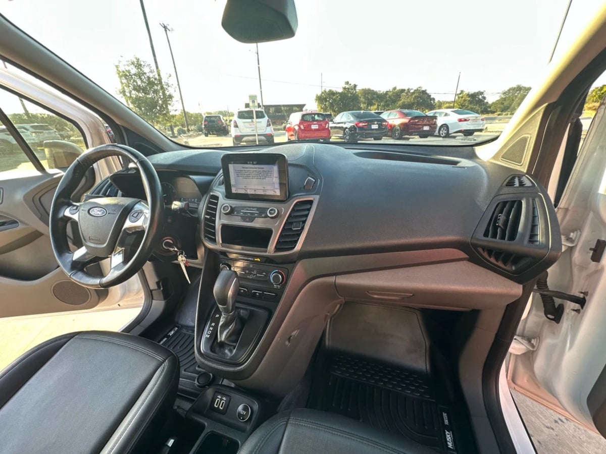 2019 Ford Transit Van XL photo 24