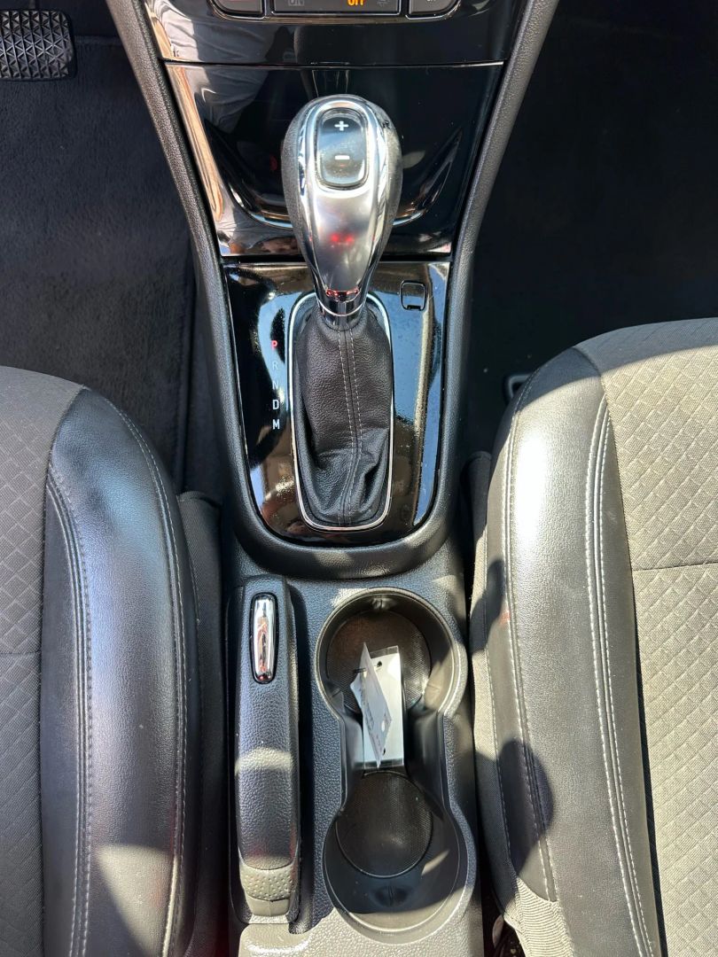 2019 Buick Encore Preferred photo 18