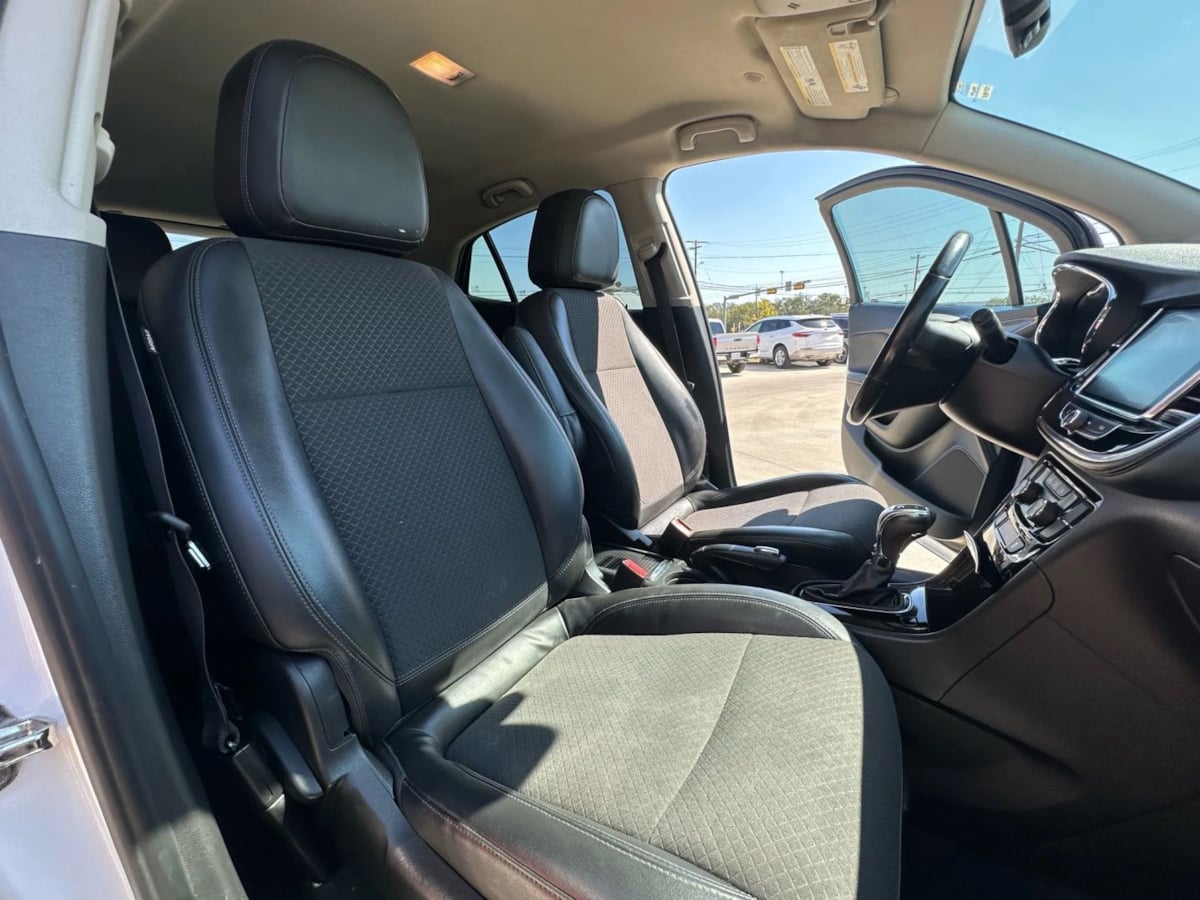2019 Buick Encore Preferred photo 32