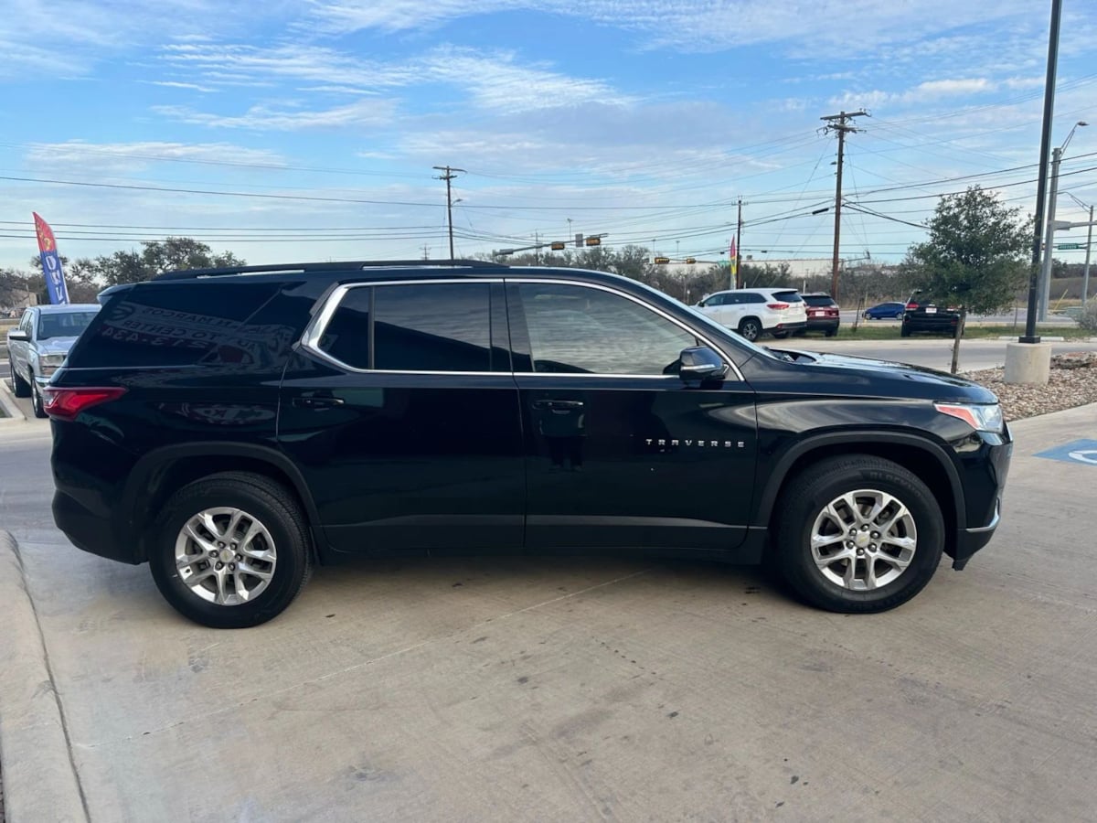 2020 Chevrolet Traverse 1LT - Photo 5