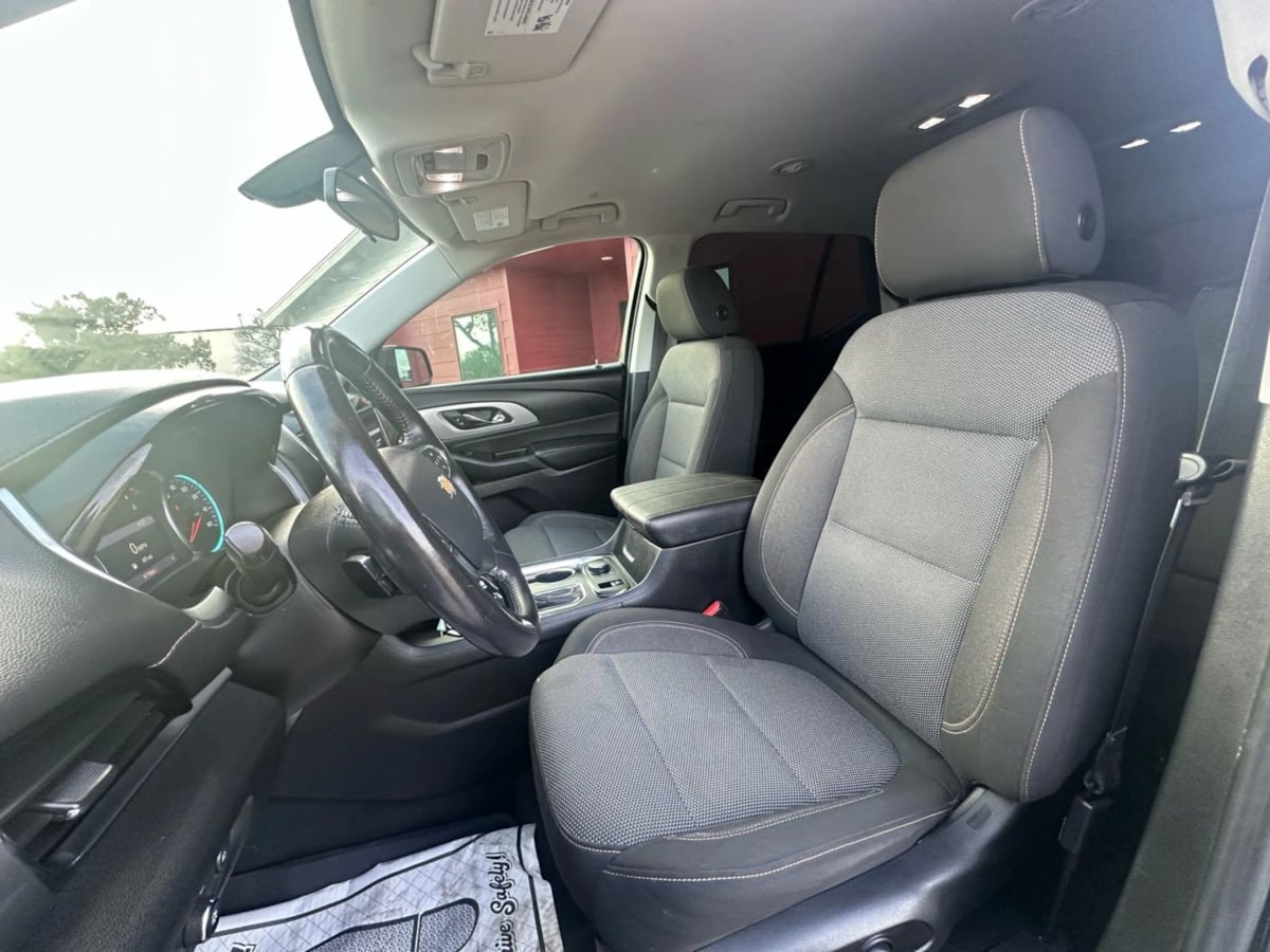 2020 Chevrolet Traverse 1LT - Photo 12