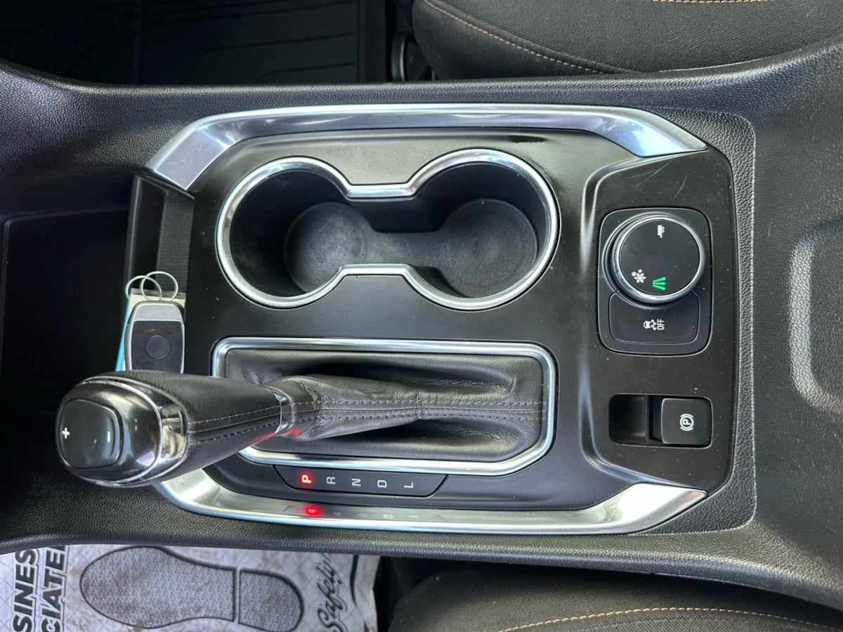 2020 Chevrolet Traverse 1LT - Photo 19