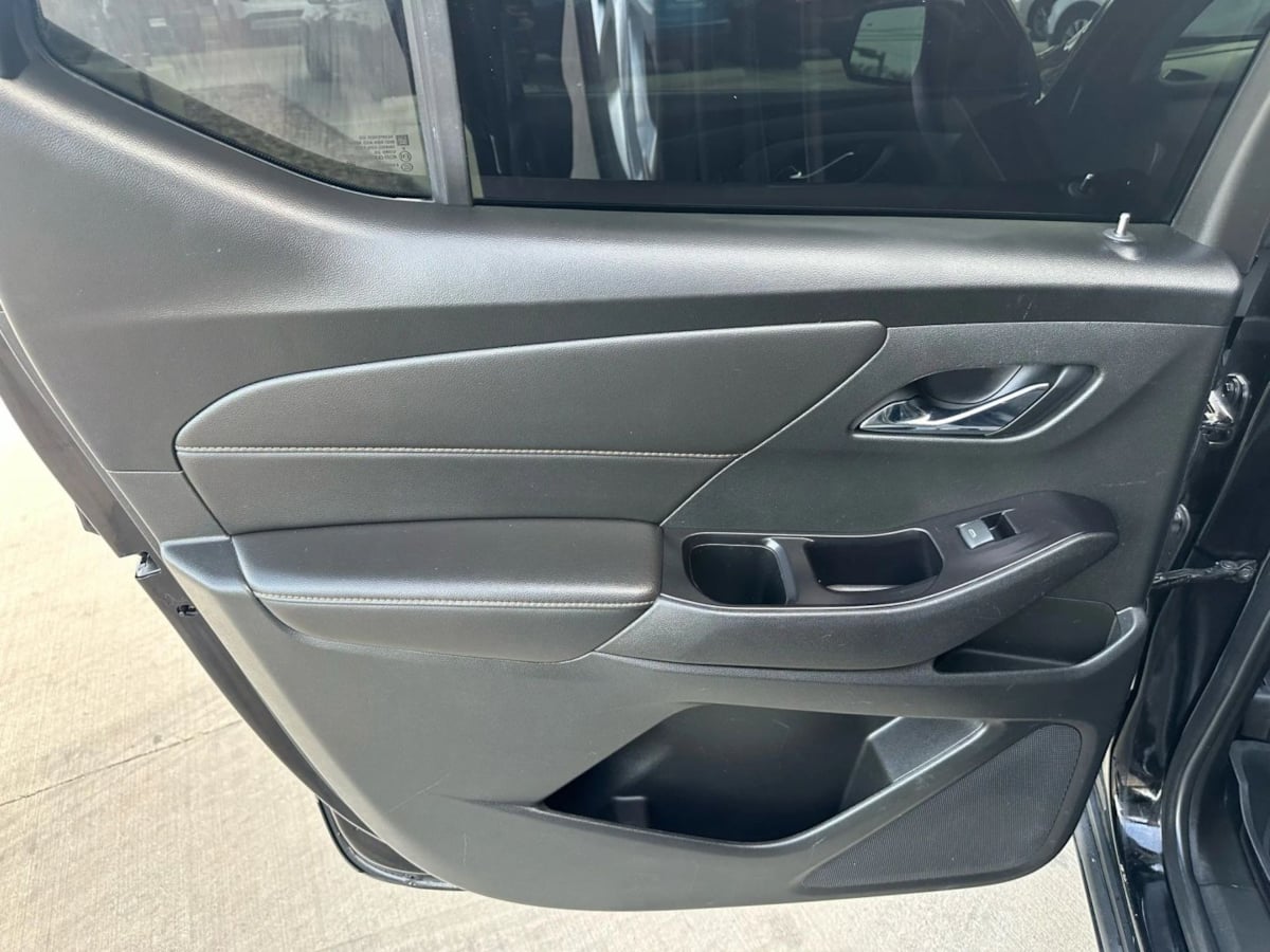 2020 Chevrolet Traverse 1LT - Photo 23