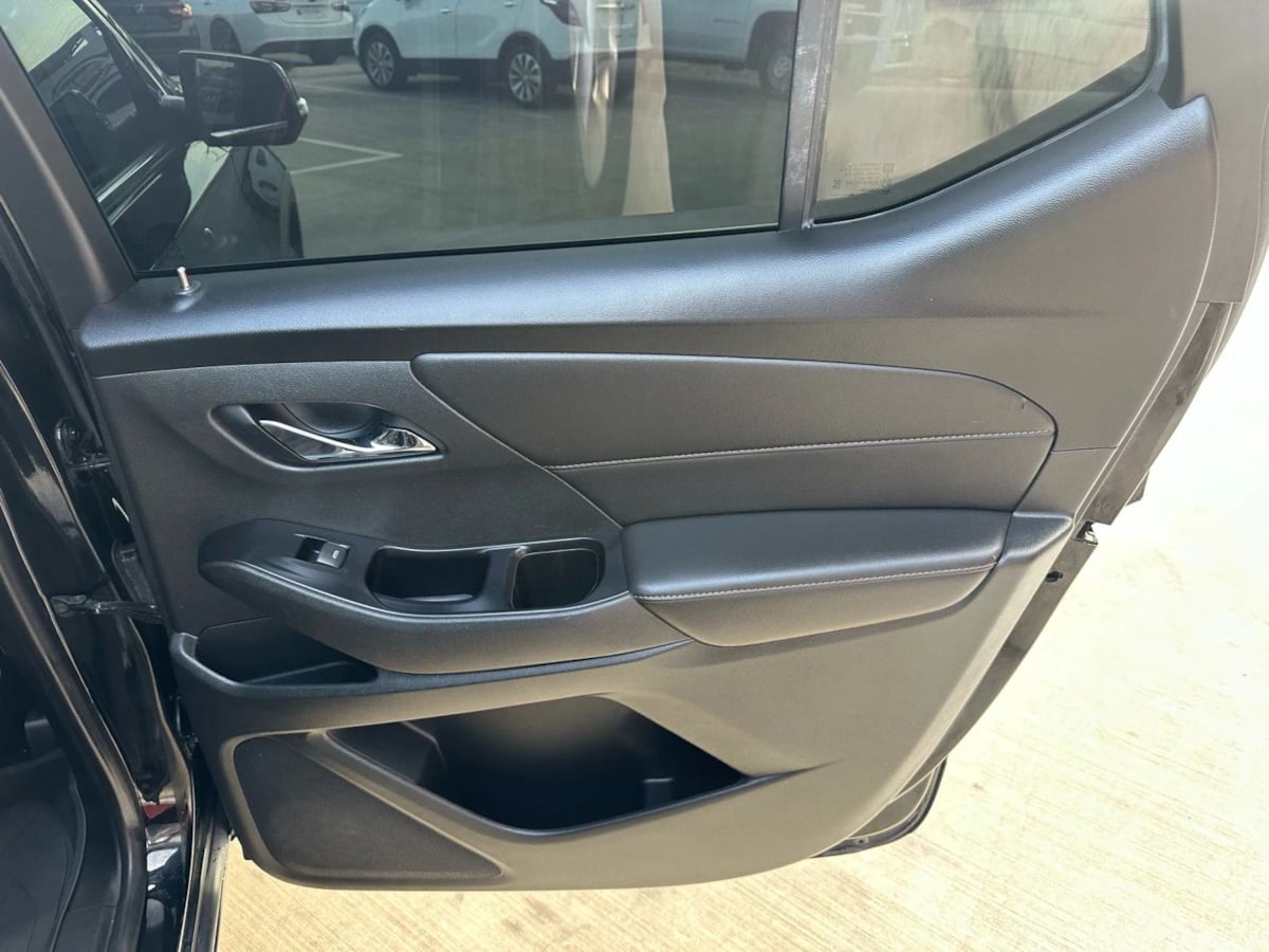 2020 Chevrolet Traverse 1LT - Photo 30