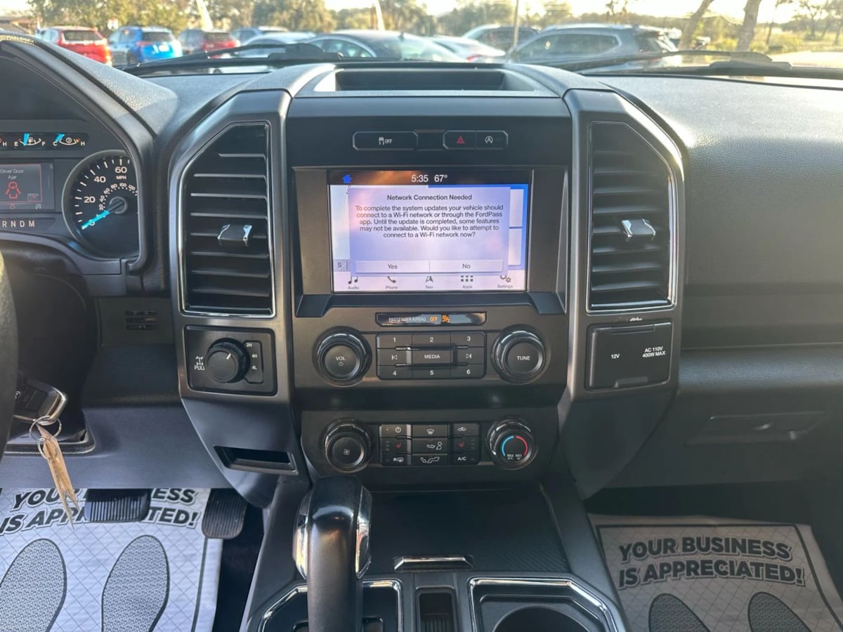 2019 Ford F-150 XLT - Photo 17