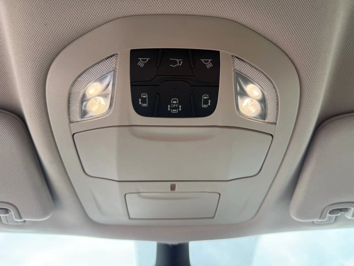 2024 Chrysler Pacifica Touring L - Photo 24