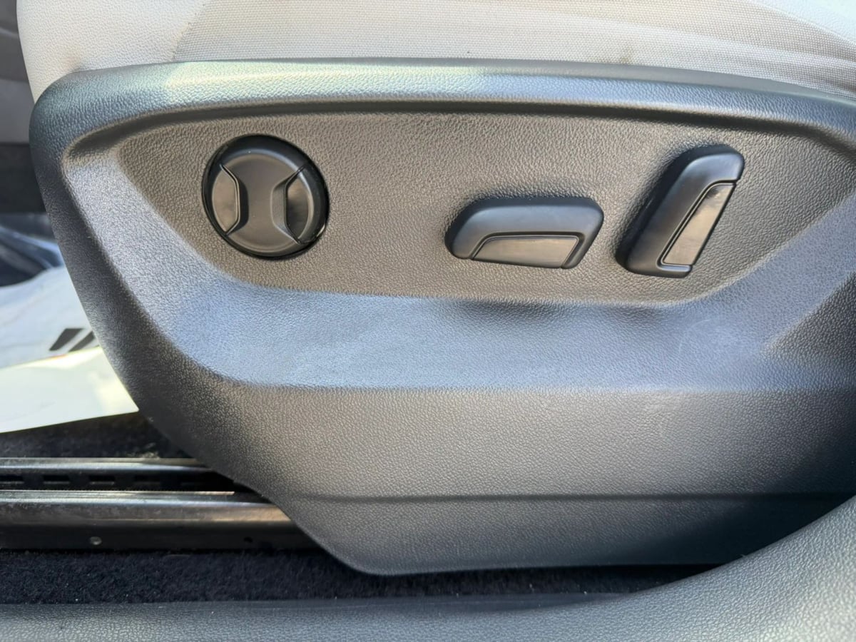 2021 Volkswagen Tiguan SE - Photo 10