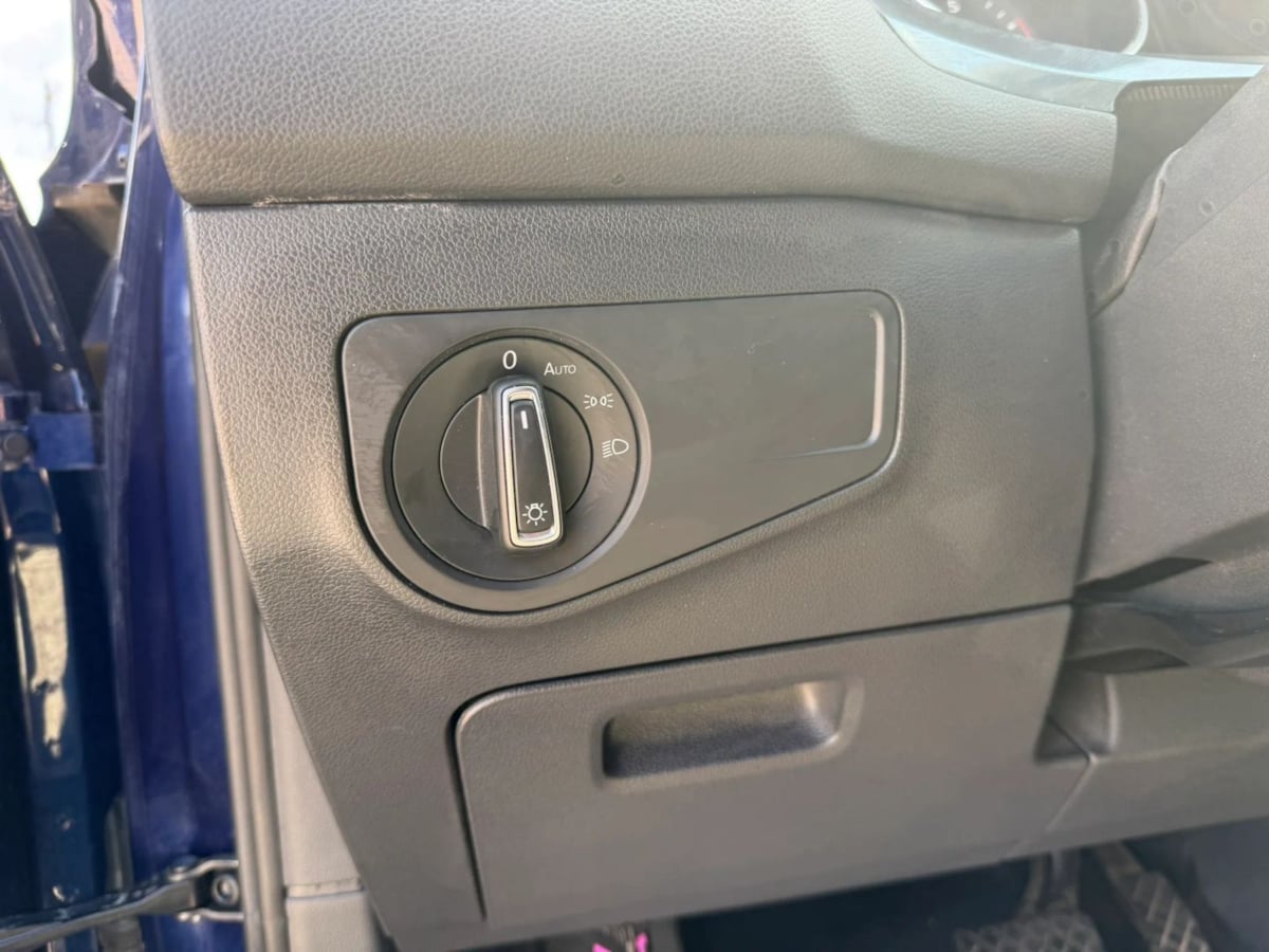 2021 Volkswagen Tiguan SE - Photo 20