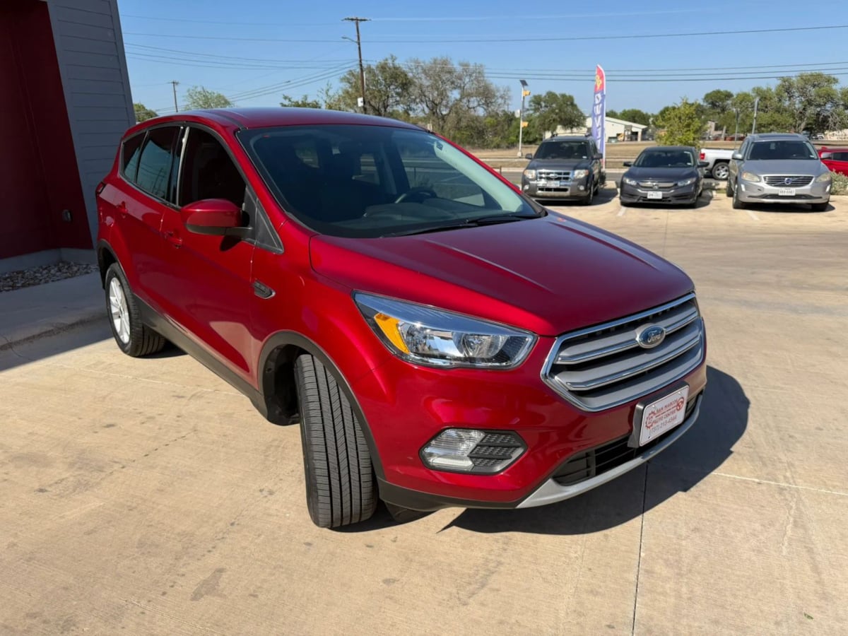 2019 Ford Escape SE - Photo 4