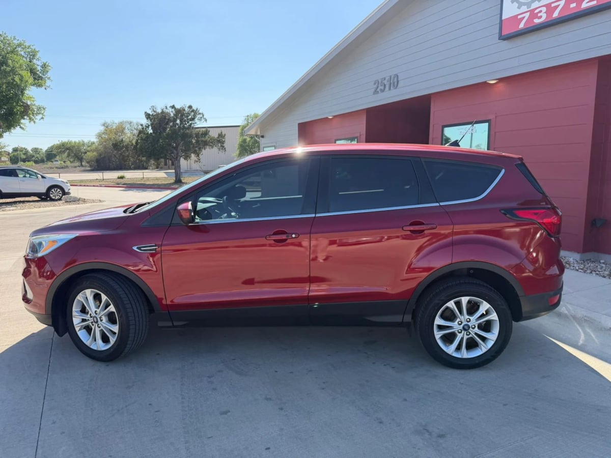 2019 Ford Escape SE - Photo 9
