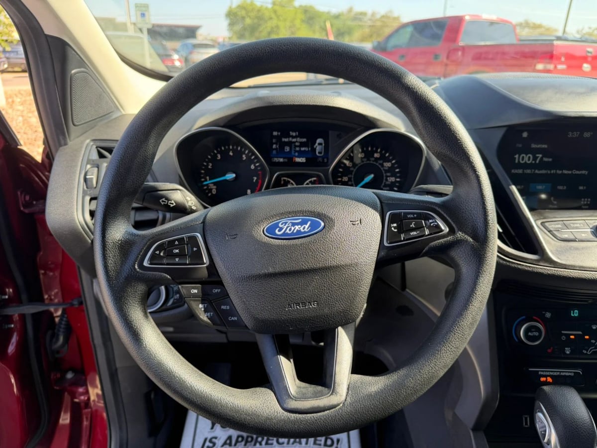 2019 Ford Escape SE - Photo 16