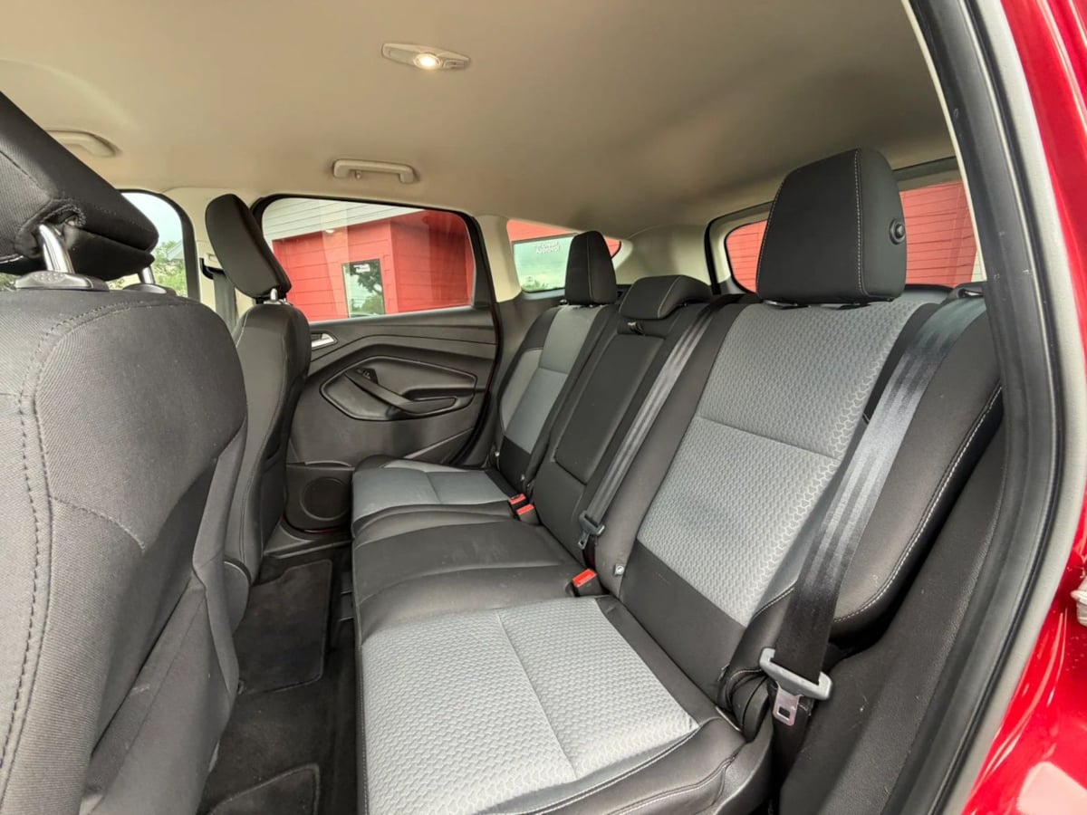 2019 Ford Escape SE - Photo 24