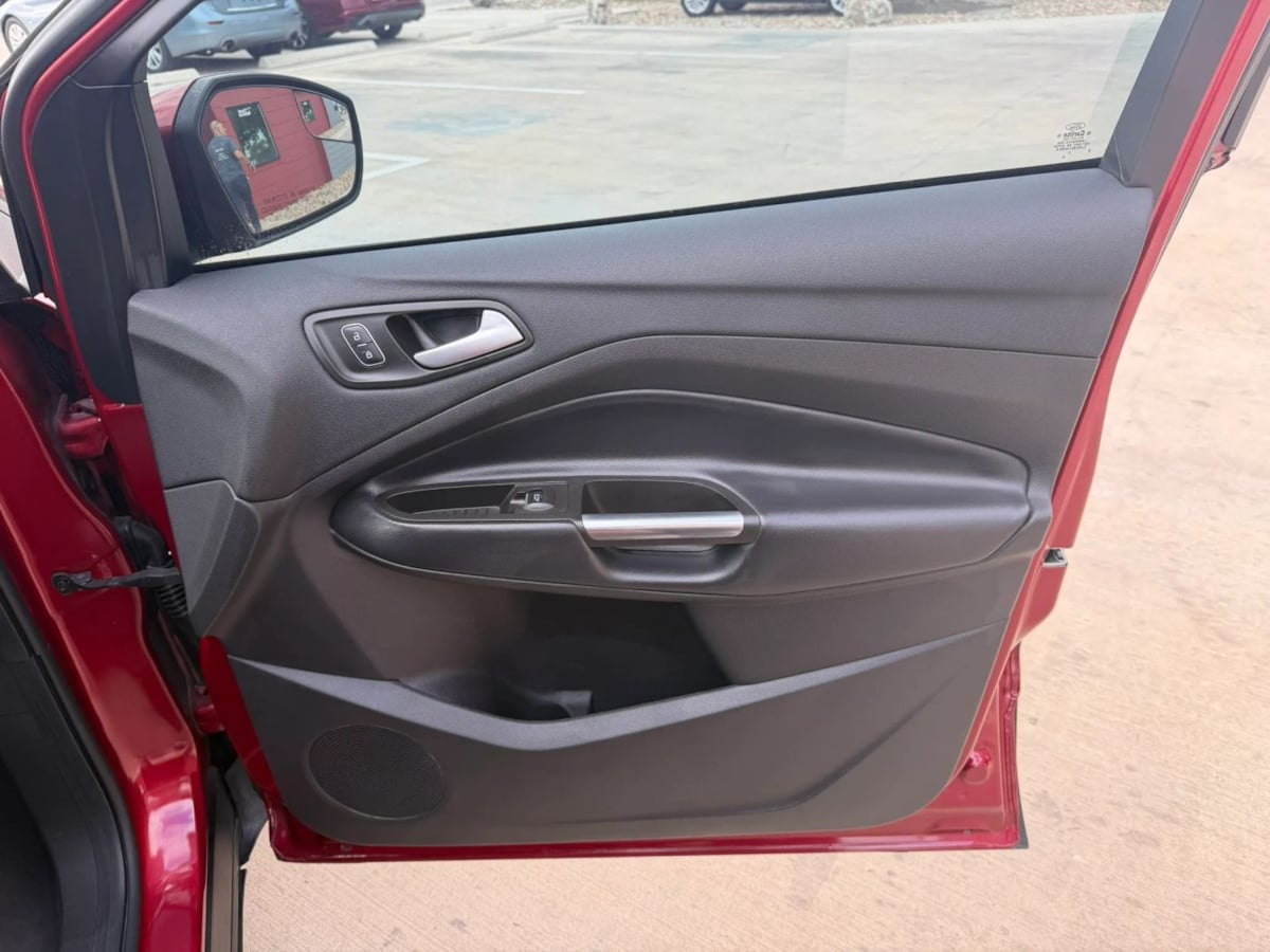 2019 Ford Escape SE - Photo 31
