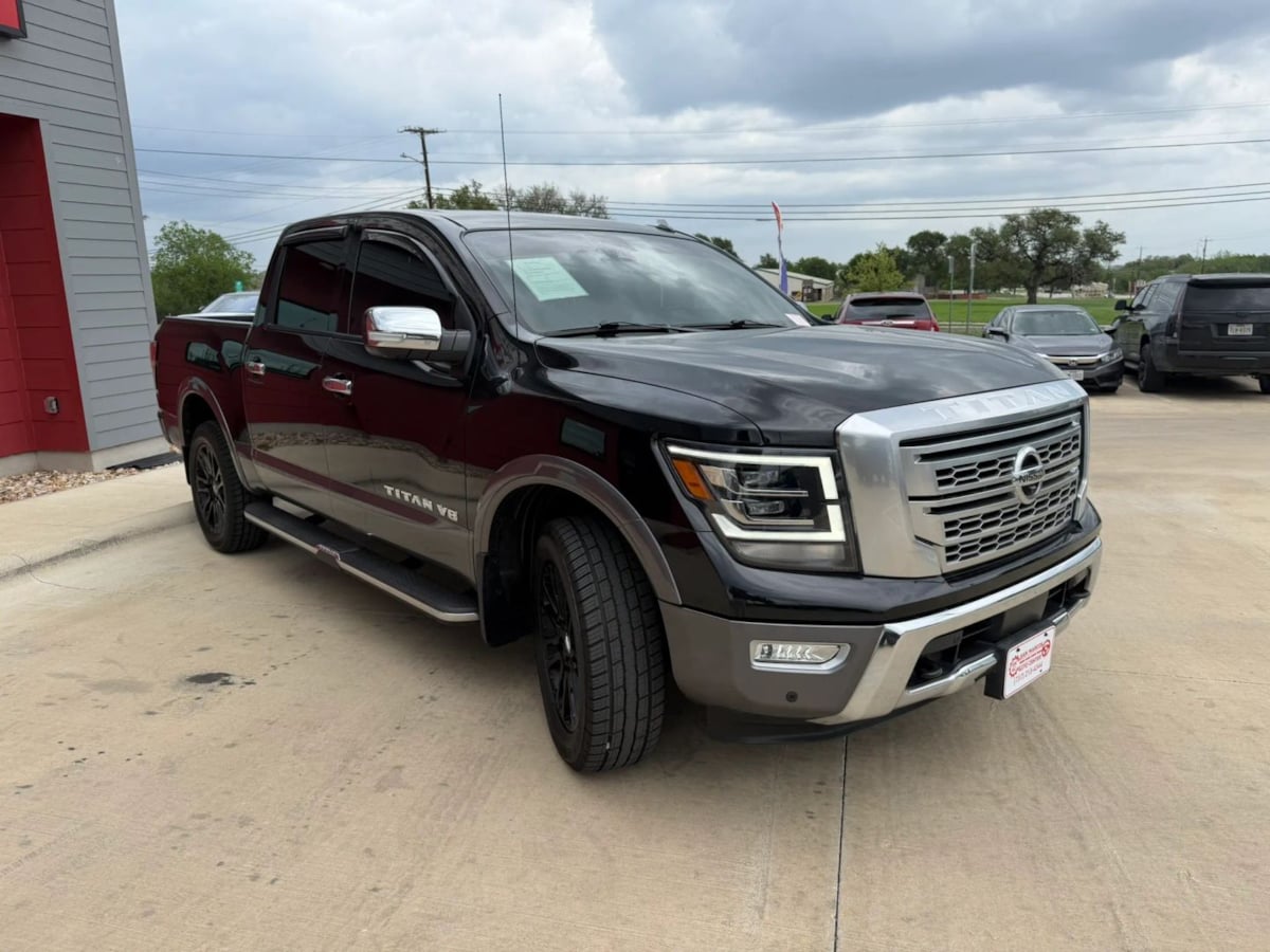 2020 Nissan Titan Platinum Reserve - Photo 2