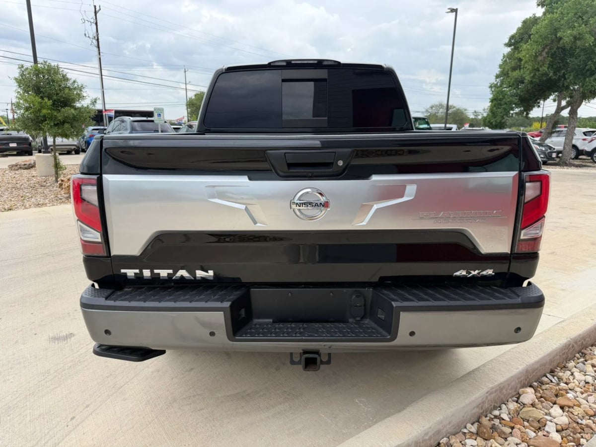 2020 Nissan Titan Platinum Reserve - Photo 5