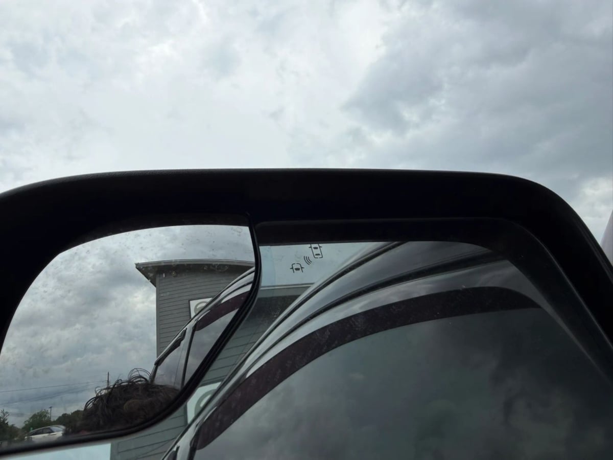 2020 Nissan Titan Platinum Reserve - Photo 9