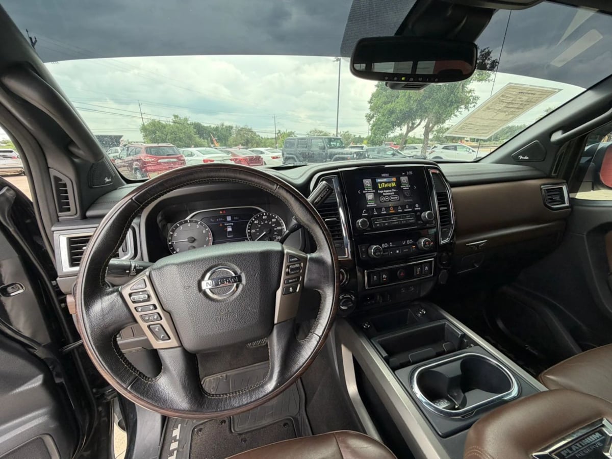 2020 Nissan Titan Platinum Reserve - Photo 10