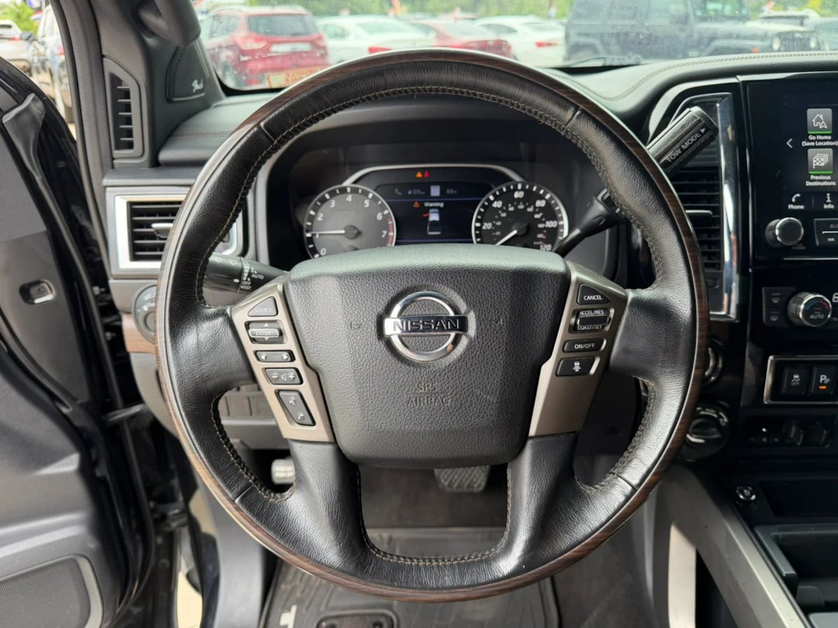 2020 Nissan Titan Platinum Reserve - Photo 11