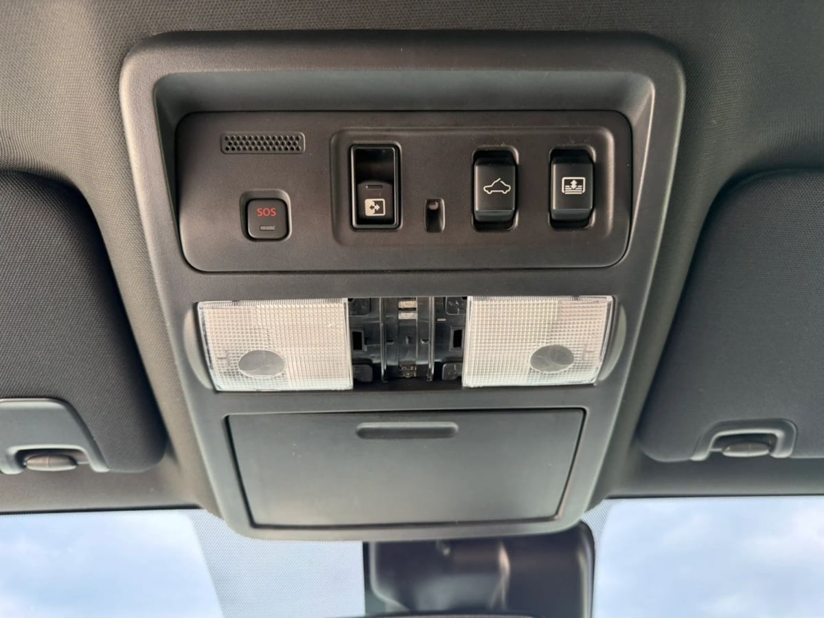 2020 Nissan Titan Platinum Reserve - Photo 13